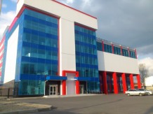 Универсальное торгово-административное здание по ул. Бурова г. Брянска